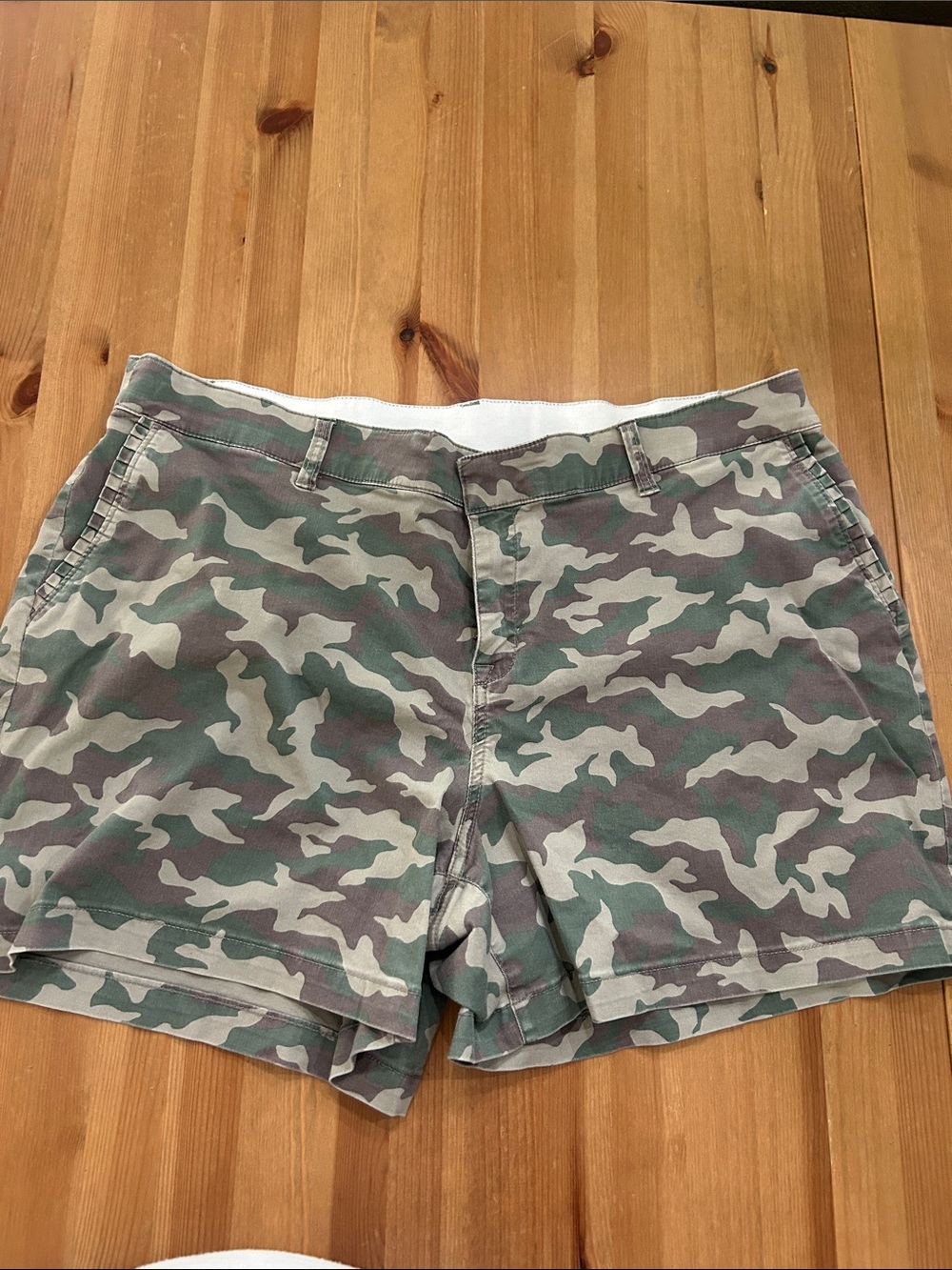 Lane Bryant Green Camo Flat-Front Women's Shorts